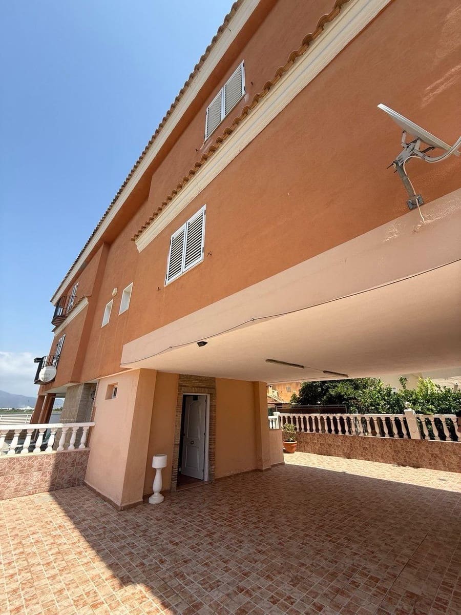 3 chambre Villa/Maison Mitoyenne à vendre à Moncofa - 240 000 € (Ref: 9959810)