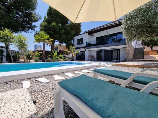 5 soverom Villa til salgs i Calpe / Calp med svømmebasseng - € 719 000 (Ref: 9962743)