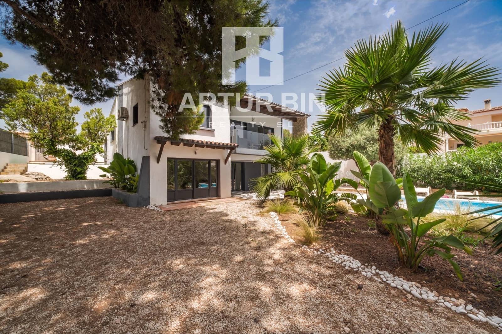 5 slaapkamer Villa te koop in Calpe / Calp met zwembad - € 719.000 (Ref: 9962743)