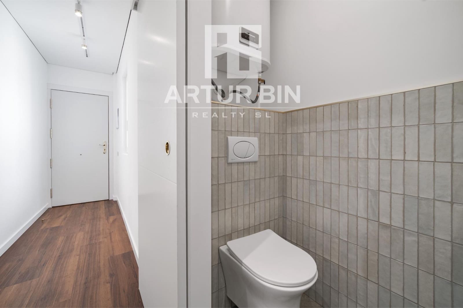 2 slaapkamer Flat te koop in Valencia stad - € 390.000 (Ref: 9970622)