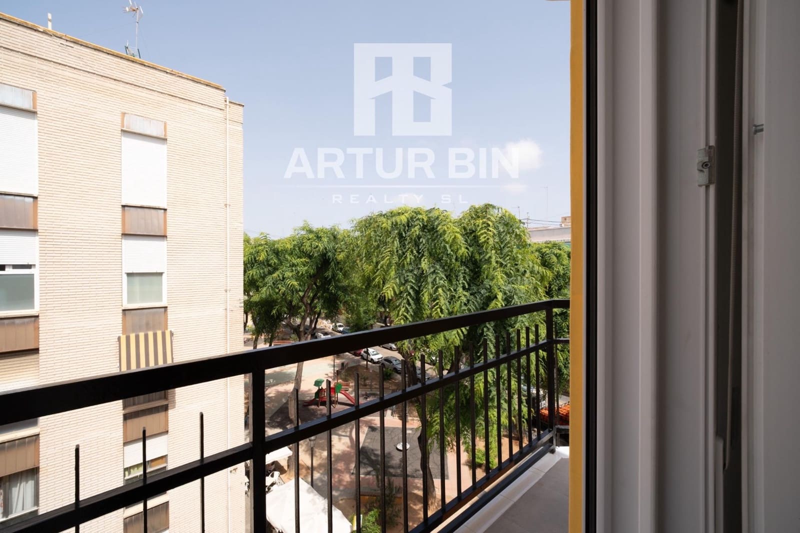 2 slaapkamer Flat te koop in Valencia stad - € 390.000 (Ref: 9970622)