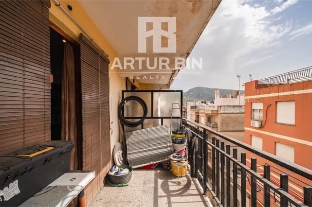 Piso de 3 habitaciones en Tavernes de la Valldigna en venta - 100.000 € (Ref: 9975463)