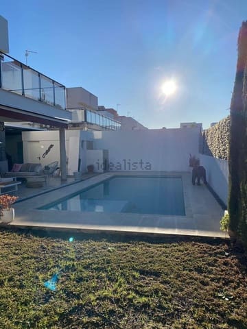 5 soveværelse Villa til salg i San Antonio de Benagéber med swimmingpool - € 600.000 (Ref: 9975464)
