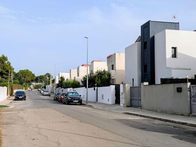 5 Zimmer Villa zu verkaufen in San Antonio de Benagéber mit Pool - 600.000 € (Ref: 9975464)
