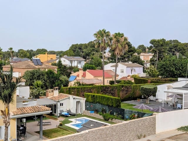 5 Zimmer Villa zu verkaufen in San Antonio de Benagéber mit Pool - 600.000 € (Ref: 9975464)