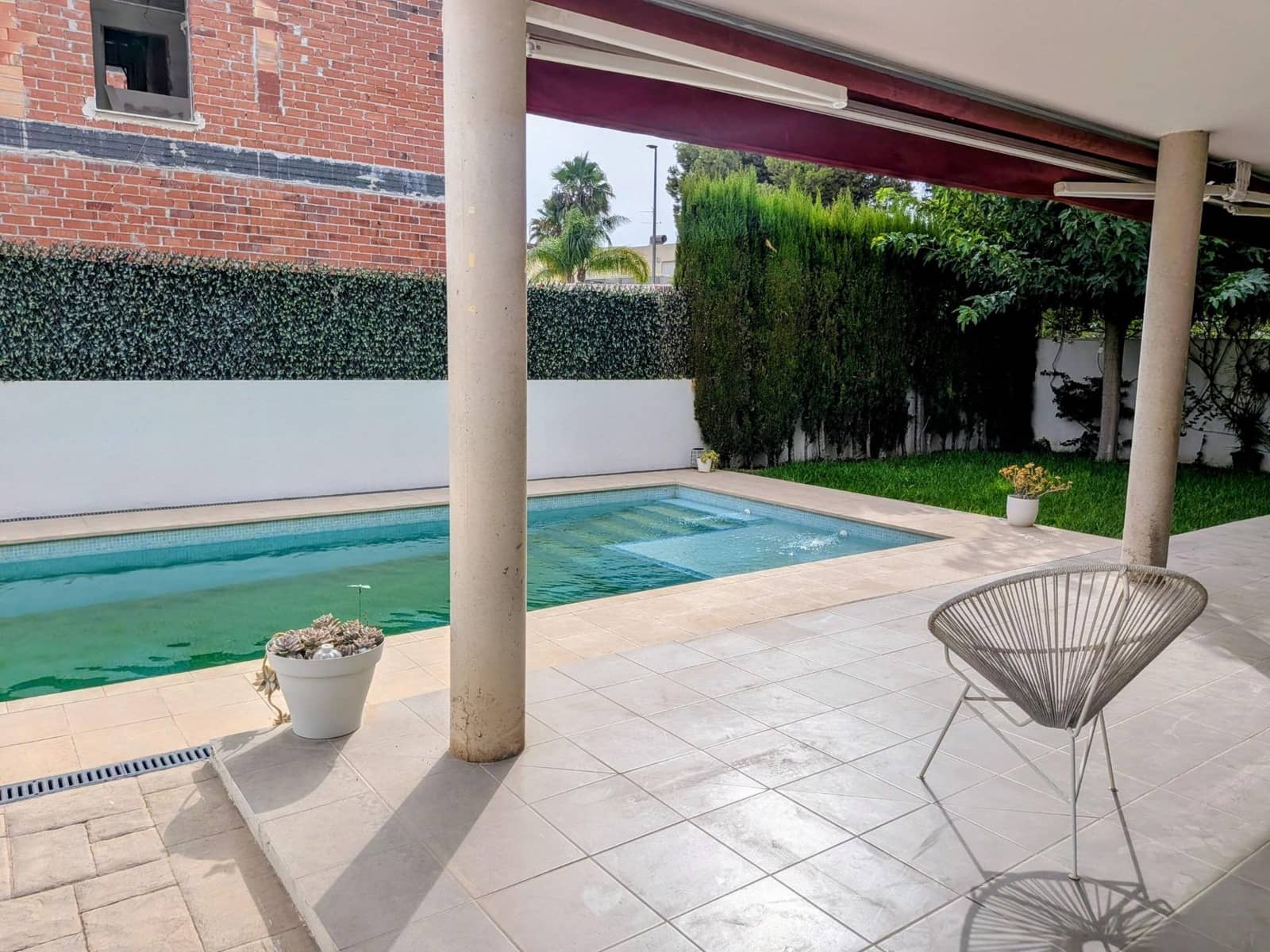 5 bedroom Villa for sale in San Antonio de Benageber with pool - € 600,000 (Ref: 9975464)