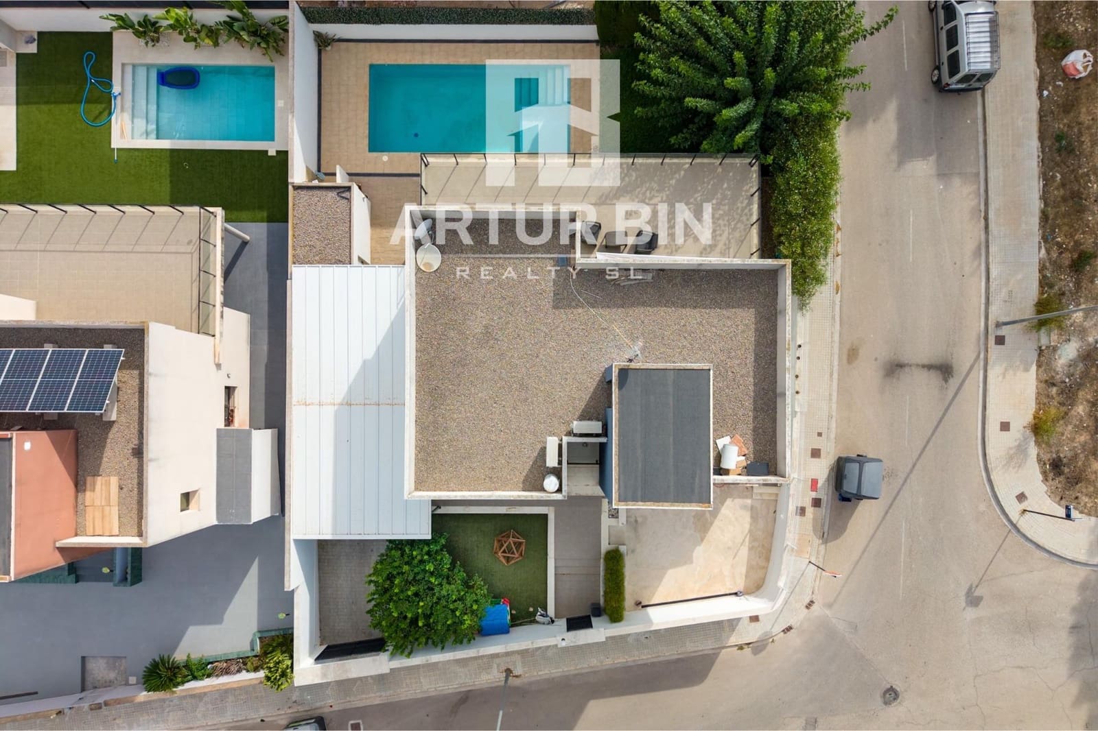 5 makuuhuone Huvila myytävänä paikassa San Antonio de Benageber mukana uima-altaan - 600 000 € (Ref: 9975464)