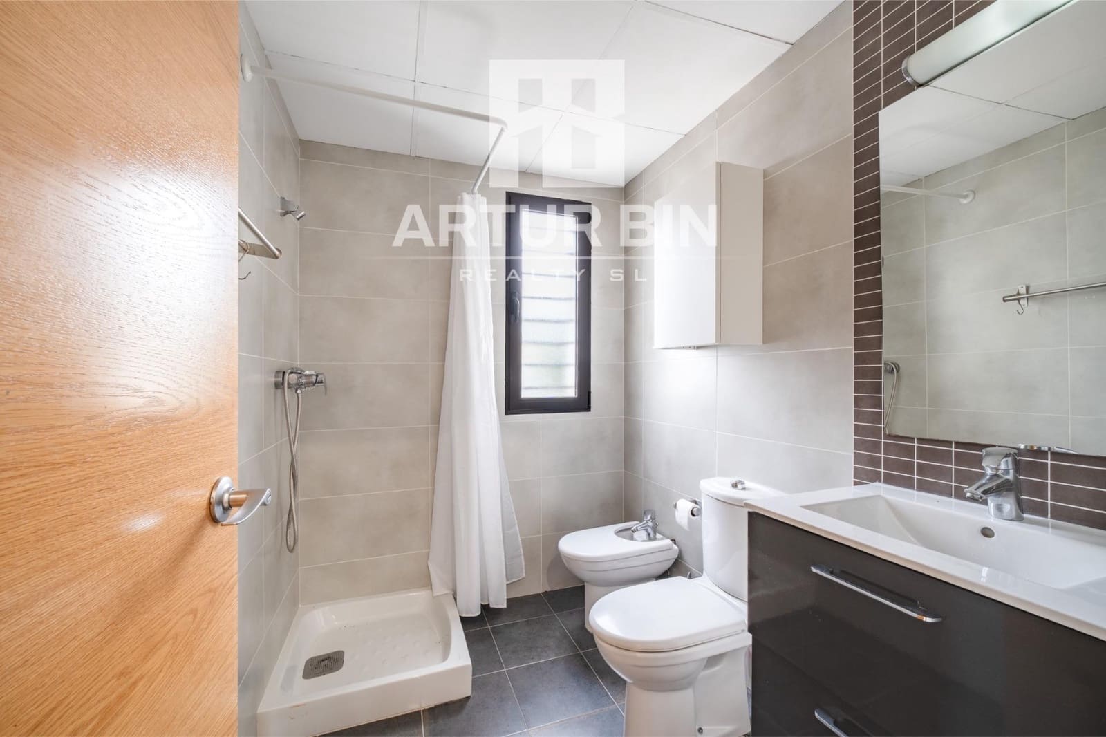 5 makuuhuone Huvila myytävänä paikassa San Antonio de Benageber mukana uima-altaan - 600 000 € (Ref: 9975464)