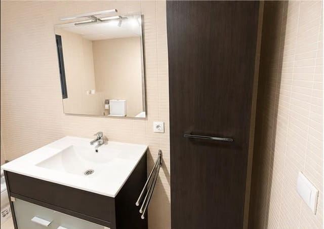 2 slaapkamer Flat te koop in Burjassot met garage - € 250.000 (Ref: 9978913)