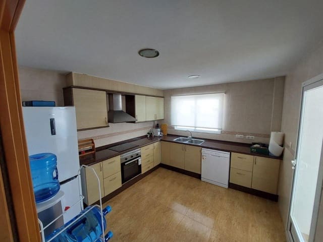 3 bedroom Villa for sale in Beneixida with pool - € 390,000 (Ref: 9978914)