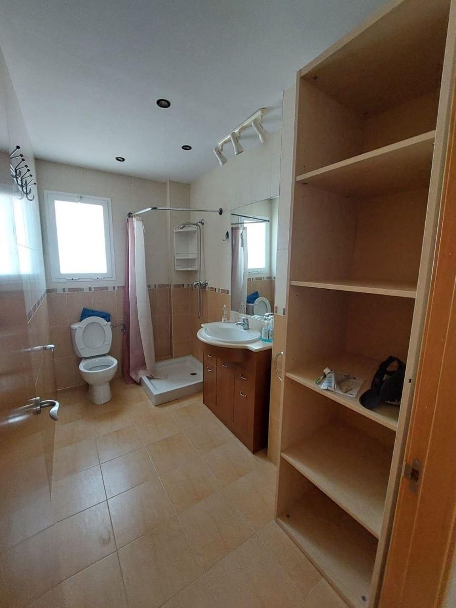 3 bedroom Villa for sale in Beneixida with pool - € 390,000 (Ref: 9978914)