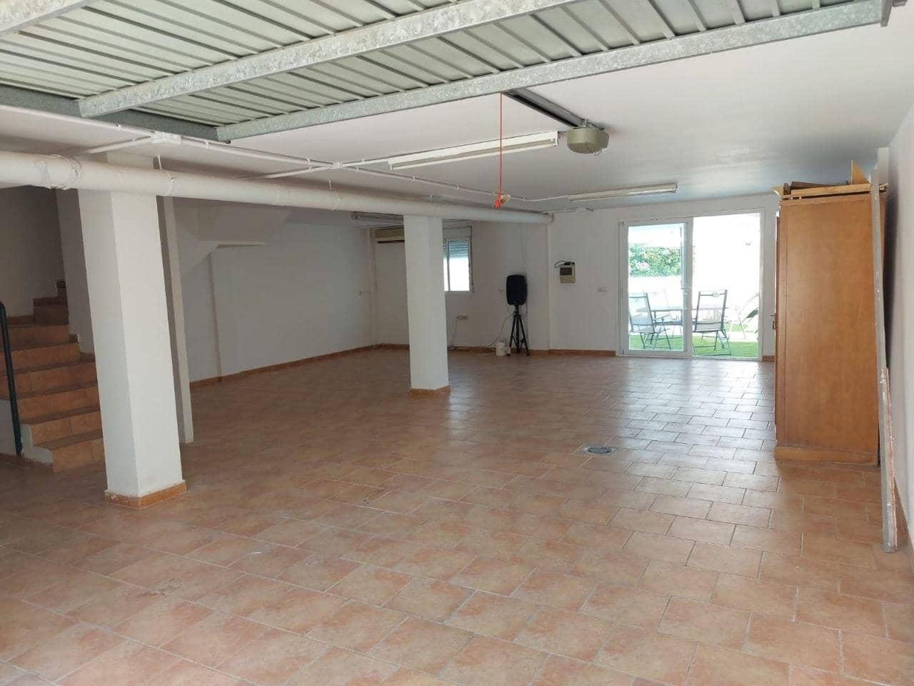 3 bedroom Villa for sale in Beneixida with pool - € 390,000 (Ref: 9978914)