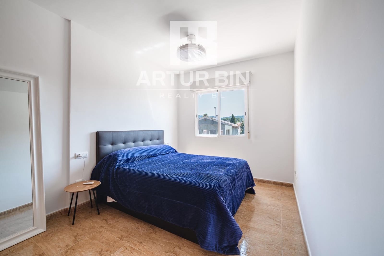 Chalet de 3 habitaciones en Beneixida en venta con piscina - 390.000 € (Ref: 9978914)