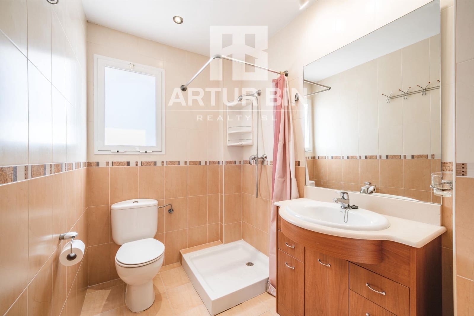 Chalet de 3 habitaciones en Beneixida en venta con piscina - 390.000 € (Ref: 9978914)