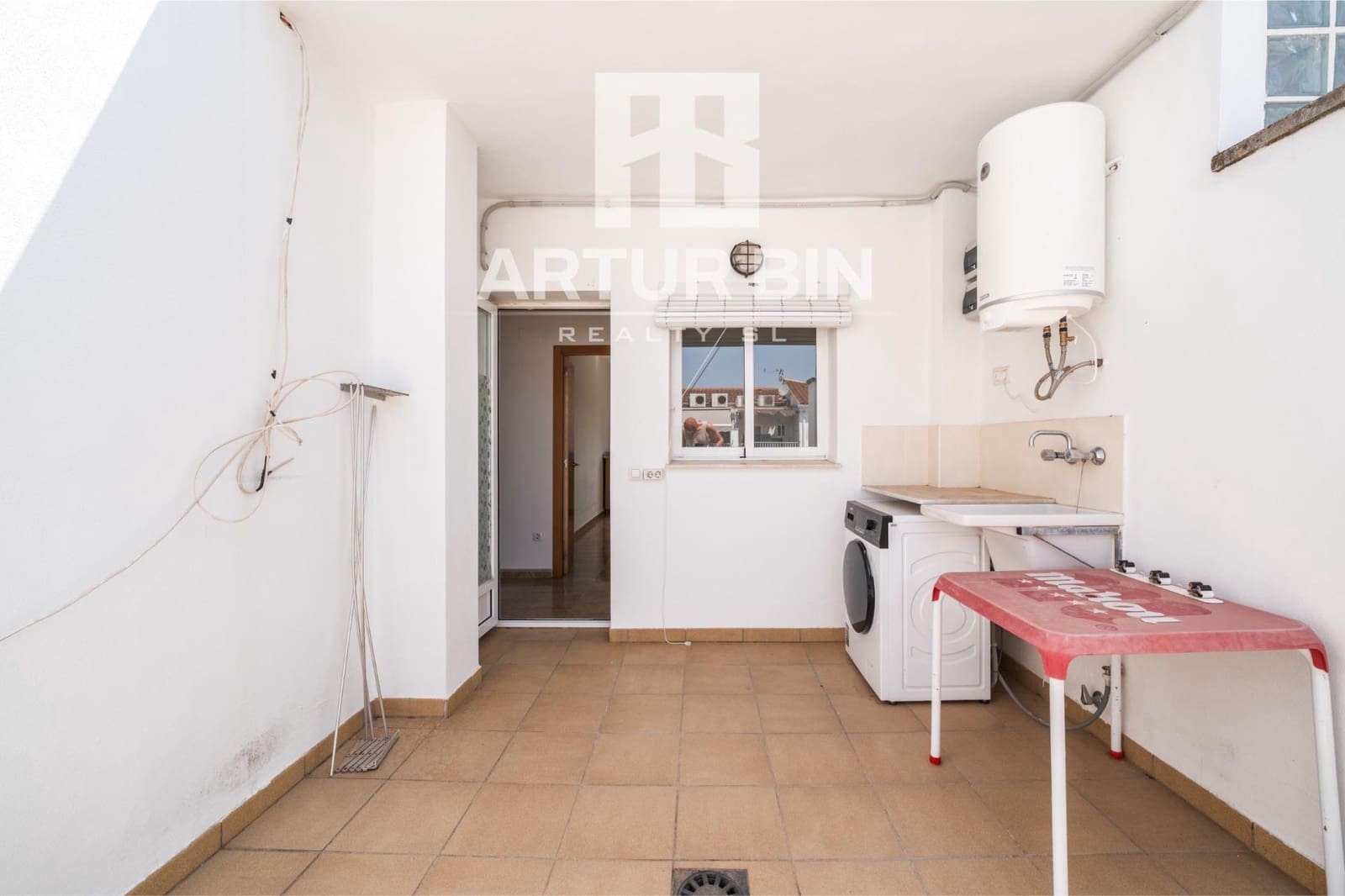 Chalet de 3 habitaciones en Beneixida en venta con piscina - 390.000 € (Ref: 9978914)