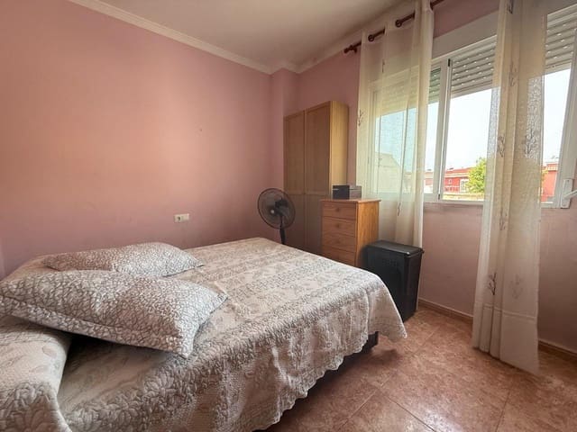 4 soverom Rekkehus til salgs i Polinyà de Xúquer - € 220 000 (Ref: 9983040)