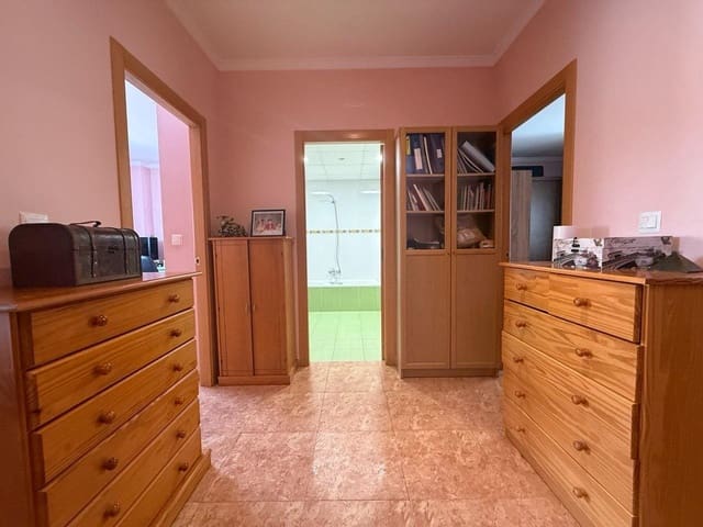 4 soverom Rekkehus til salgs i Polinyà de Xúquer - € 220 000 (Ref: 9983040)