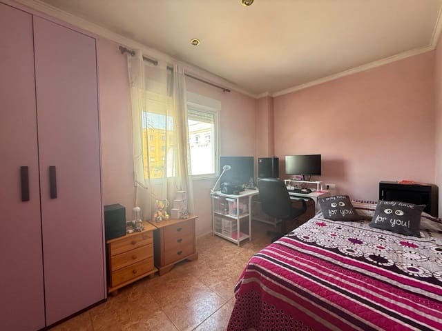 4 camera da letto Villetta a Schiera in vendita in Polinyà de Xúquer - 220.000 € (Rif: 9983040)