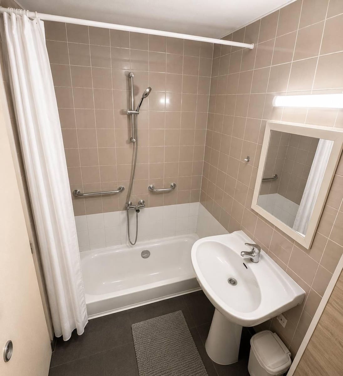 2 soveværelse Lejlighed til salg i Valencia by - € 199.900 (Ref: 9983041)
