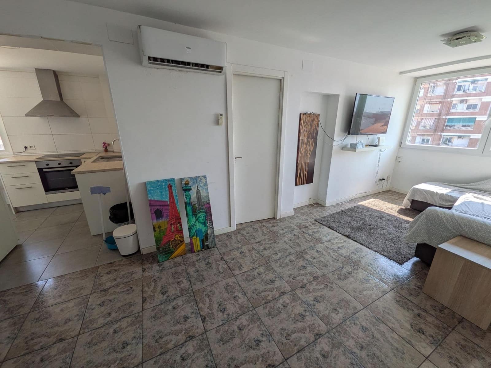 Piso de 3 habitaciones en València ciudad en venta - 230.000 € (Ref: 9985005)