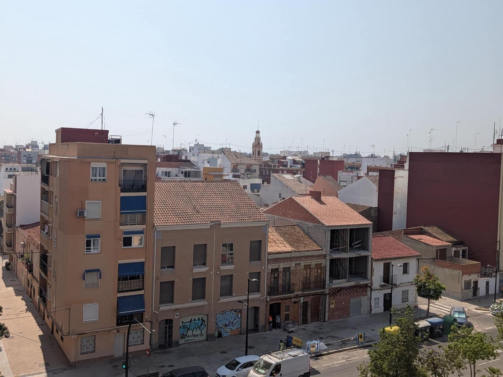 Piso de 3 habitaciones en València ciudad en venta - 230.000 € (Ref: 9985005)