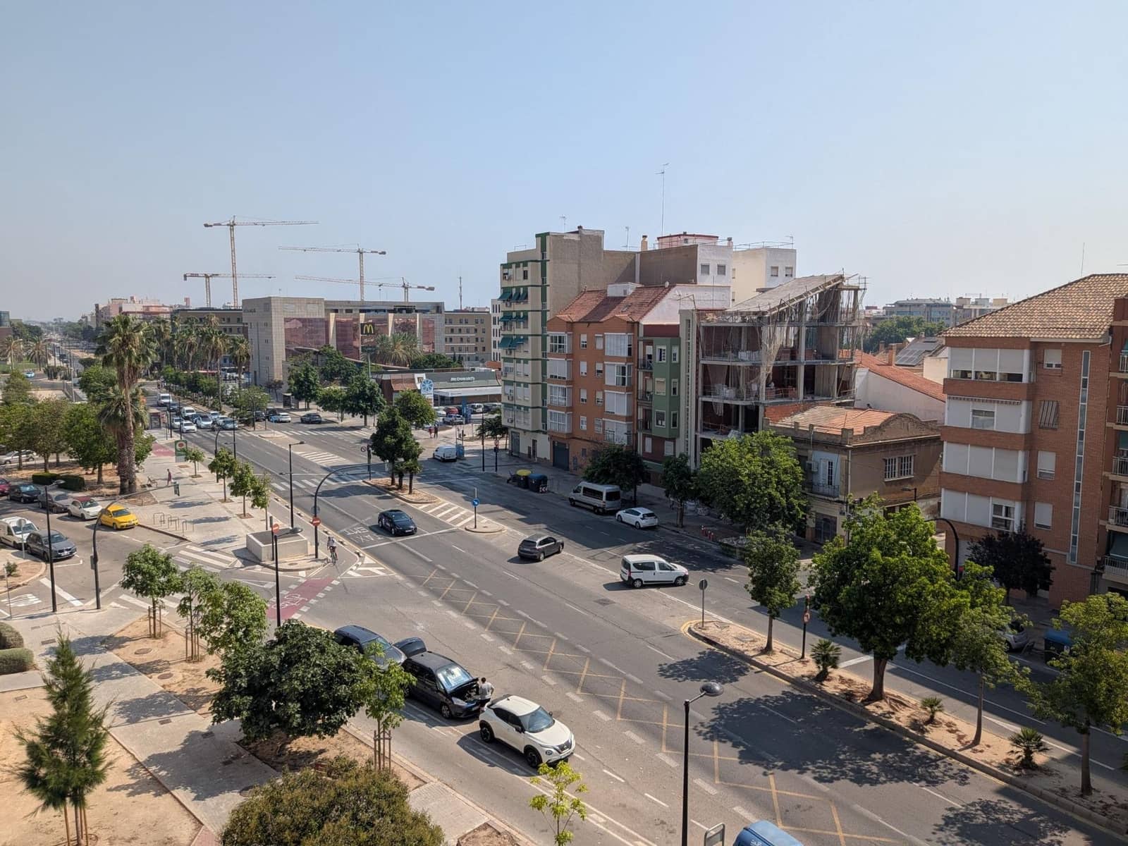 Piso de 3 habitaciones en València ciudad en venta - 230.000 € (Ref: 9985005)