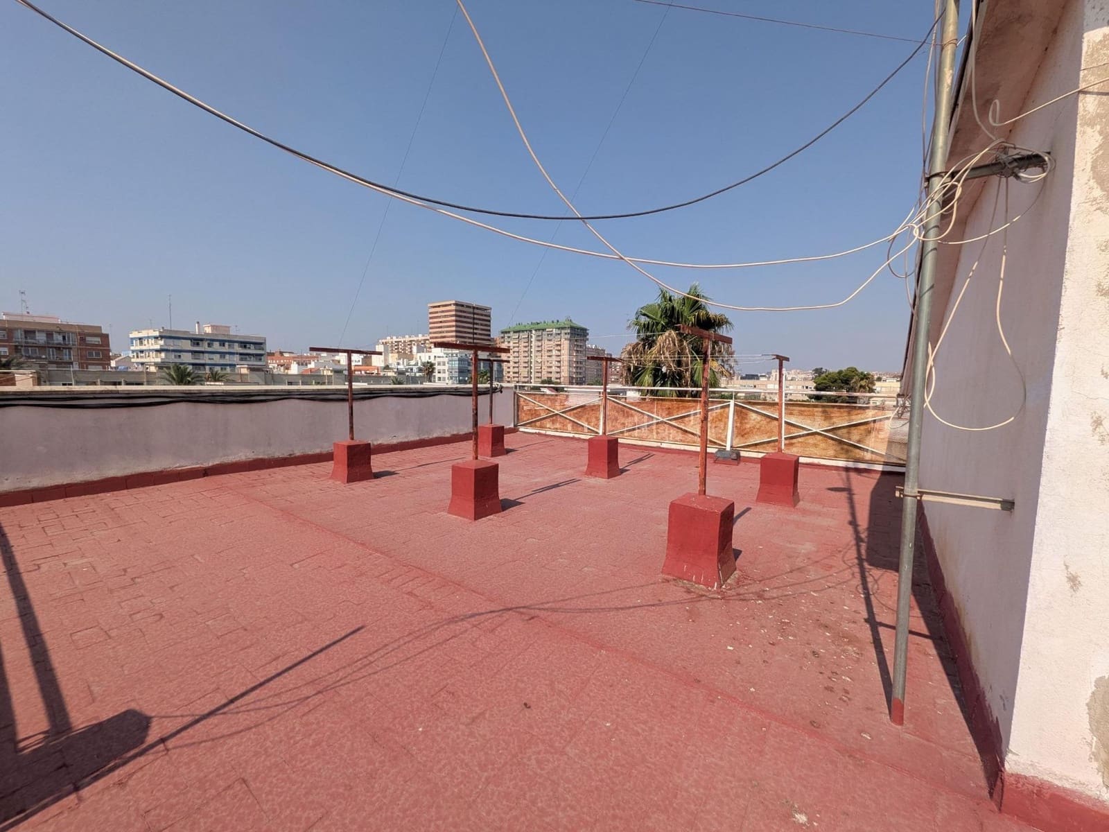 Piso de 3 habitaciones en València ciudad en venta - 230.000 € (Ref: 9985005)