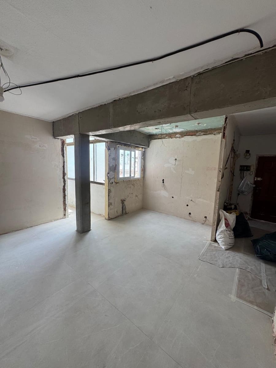 Piso de 3 habitaciones en La Pobla de Farnals en venta - 169.000 € (Ref: 9986897)