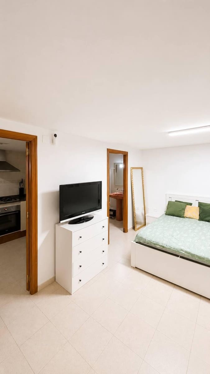 5 bedroom Townhouse for sale in Sueca - € 320,000 (Ref: 9986898)