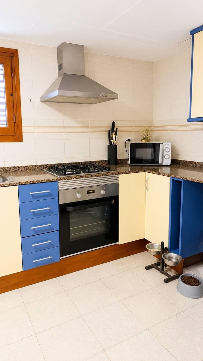 5 bedroom Townhouse for sale in Sueca - € 320,000 (Ref: 9986898)