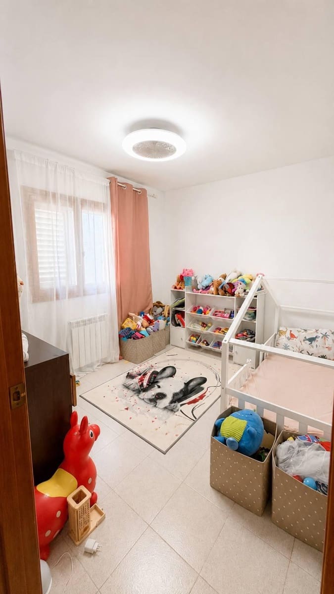 5 bedroom Townhouse for sale in Sueca - € 320,000 (Ref: 9986898)