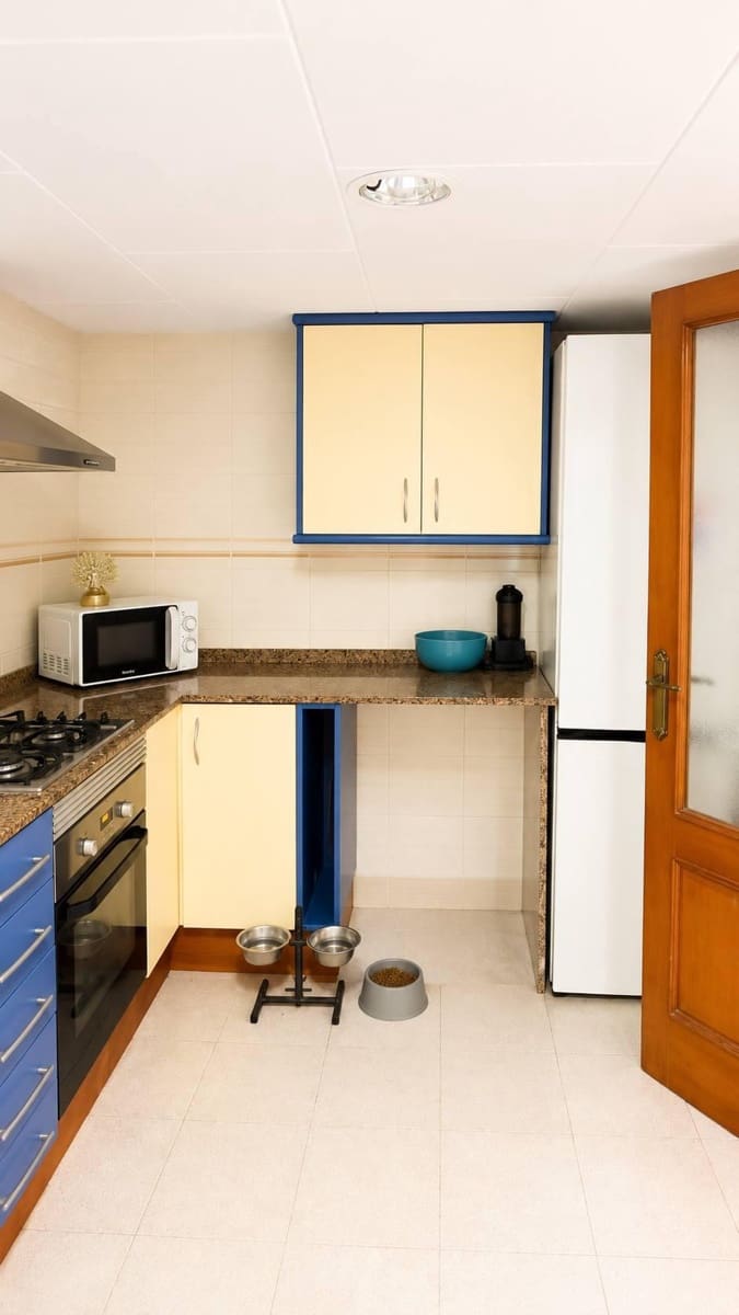 5 bedroom Townhouse for sale in Sueca - € 320,000 (Ref: 9986898)