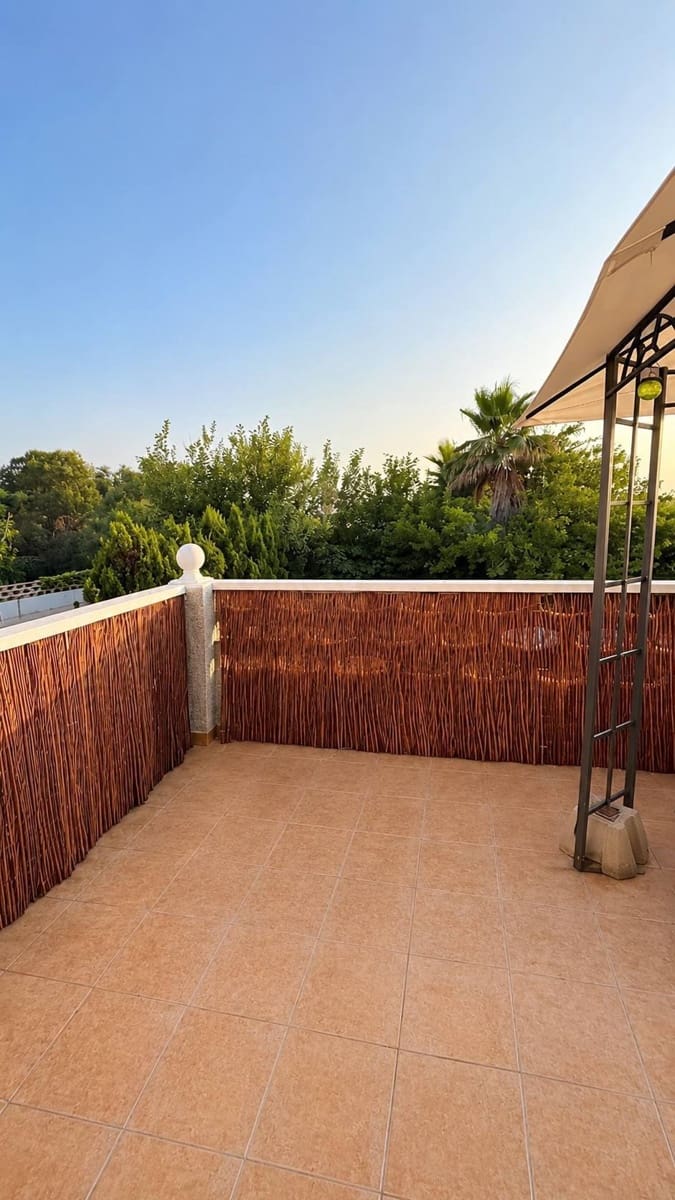 5 bedroom Townhouse for sale in Sueca - € 320,000 (Ref: 9986898)