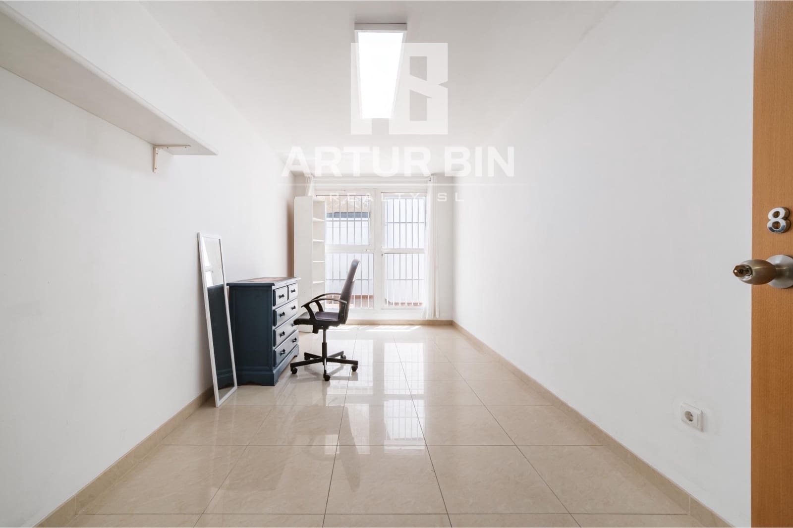 9 sypialnia Biuro na sprzedaż w Quart de Poblet - 300 000 € (Ref: 9990750)