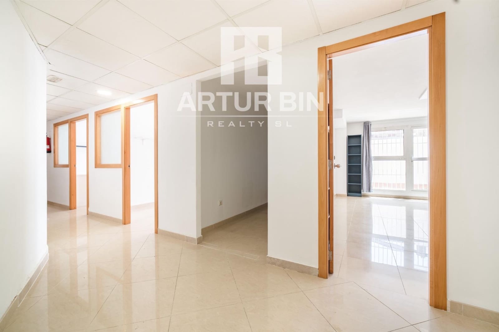 9 sypialnia Biuro na sprzedaż w Quart de Poblet - 300 000 € (Ref: 9990750)