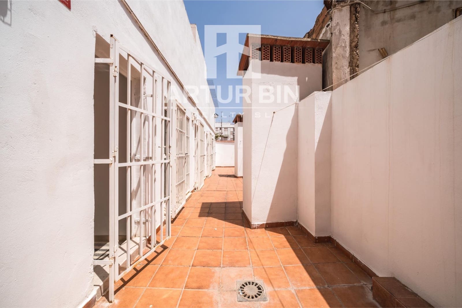 9 sypialnia Biuro na sprzedaż w Quart de Poblet - 300 000 € (Ref: 9990750)