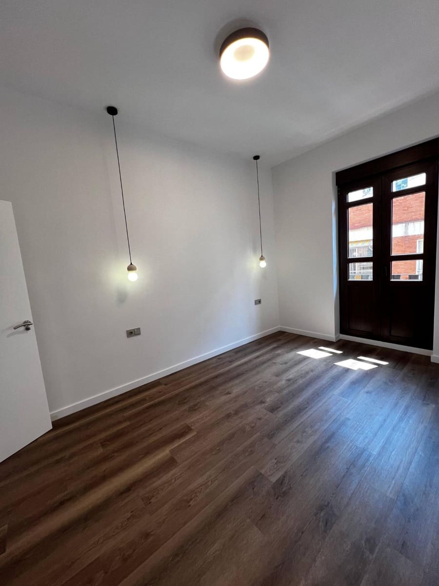 2 soveværelse Lejlighed til salg i Valencia by - € 420.000 (Ref: 9994281)