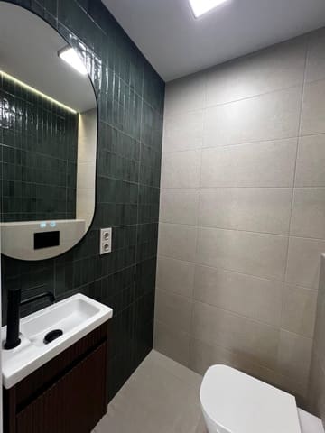 2 bedroom Flat for sale in Russafa, Valencia city - € 420,000 (Ref: 9994281)