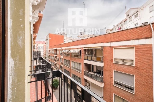 2 bedroom Flat for sale in Russafa, Valencia city - € 420,000 (Ref: 9994281)