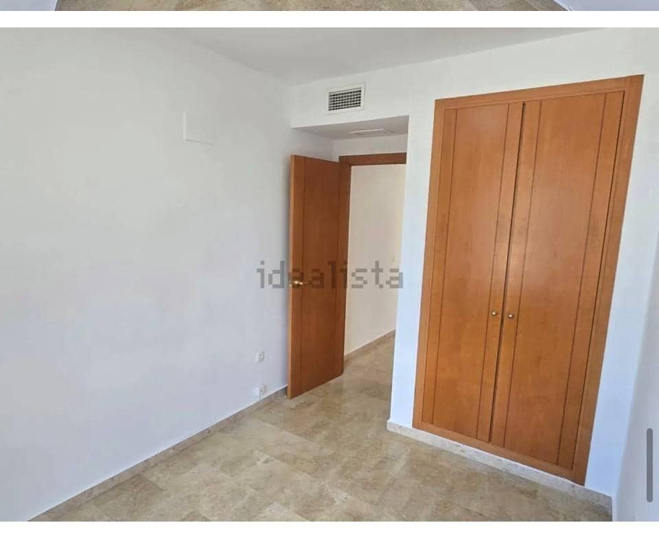 4 soverom Leilighet til leie i Valencia by med svømmebasseng garasje - € 1 900 (Ref: 9994282)