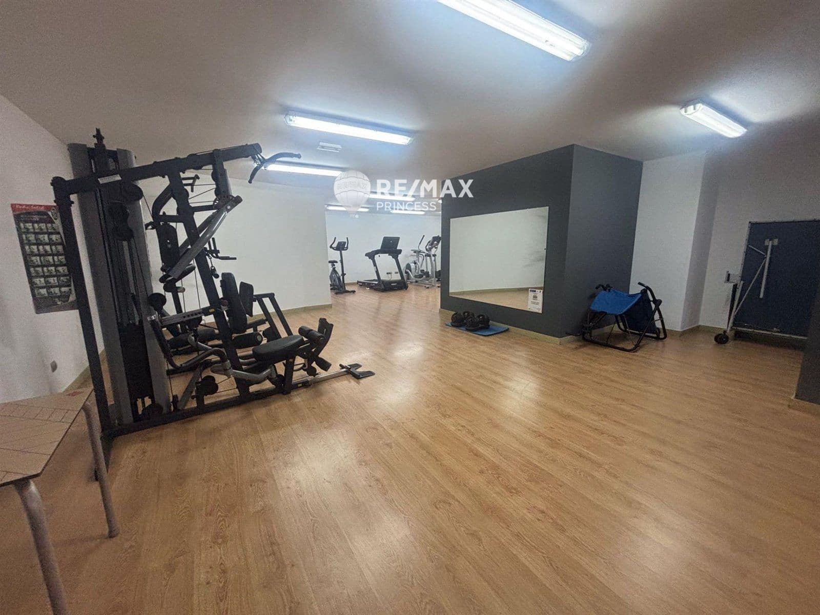 1 bedroom Flat for sale in Alicante / Alacant city with pool - € 309,000 (Ref: 8800001)