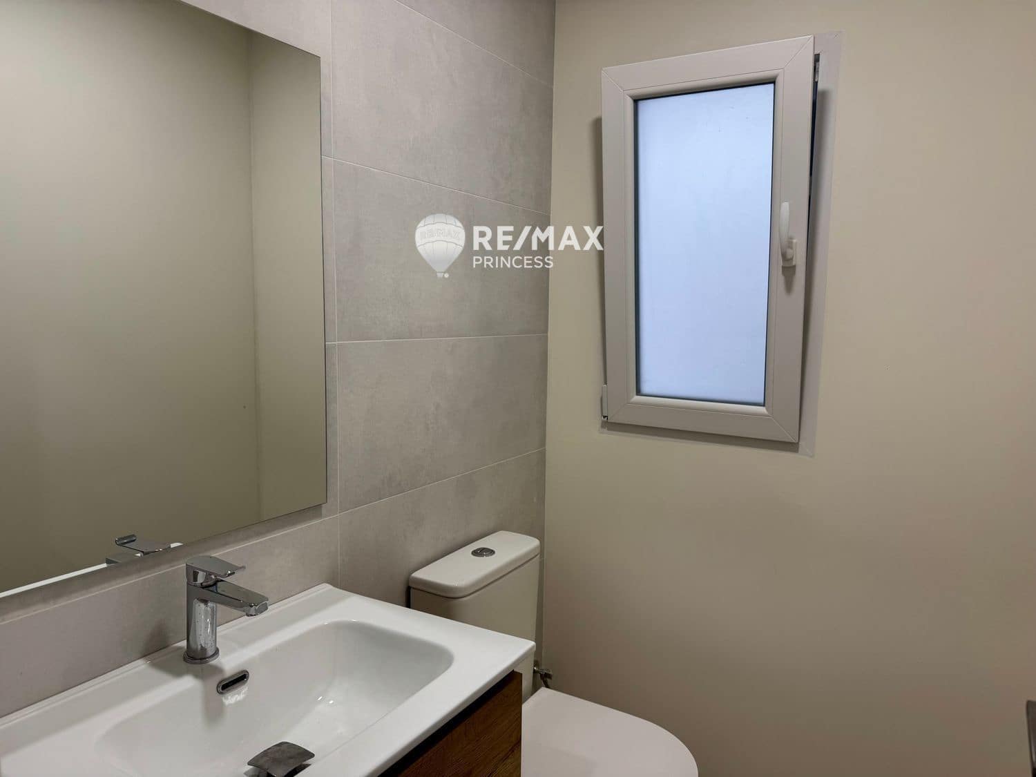 3 sypialnia Mieszkanie na sprzedaż w Miasto Alicante / Alacant - 260 000 € (Ref: 8967396)