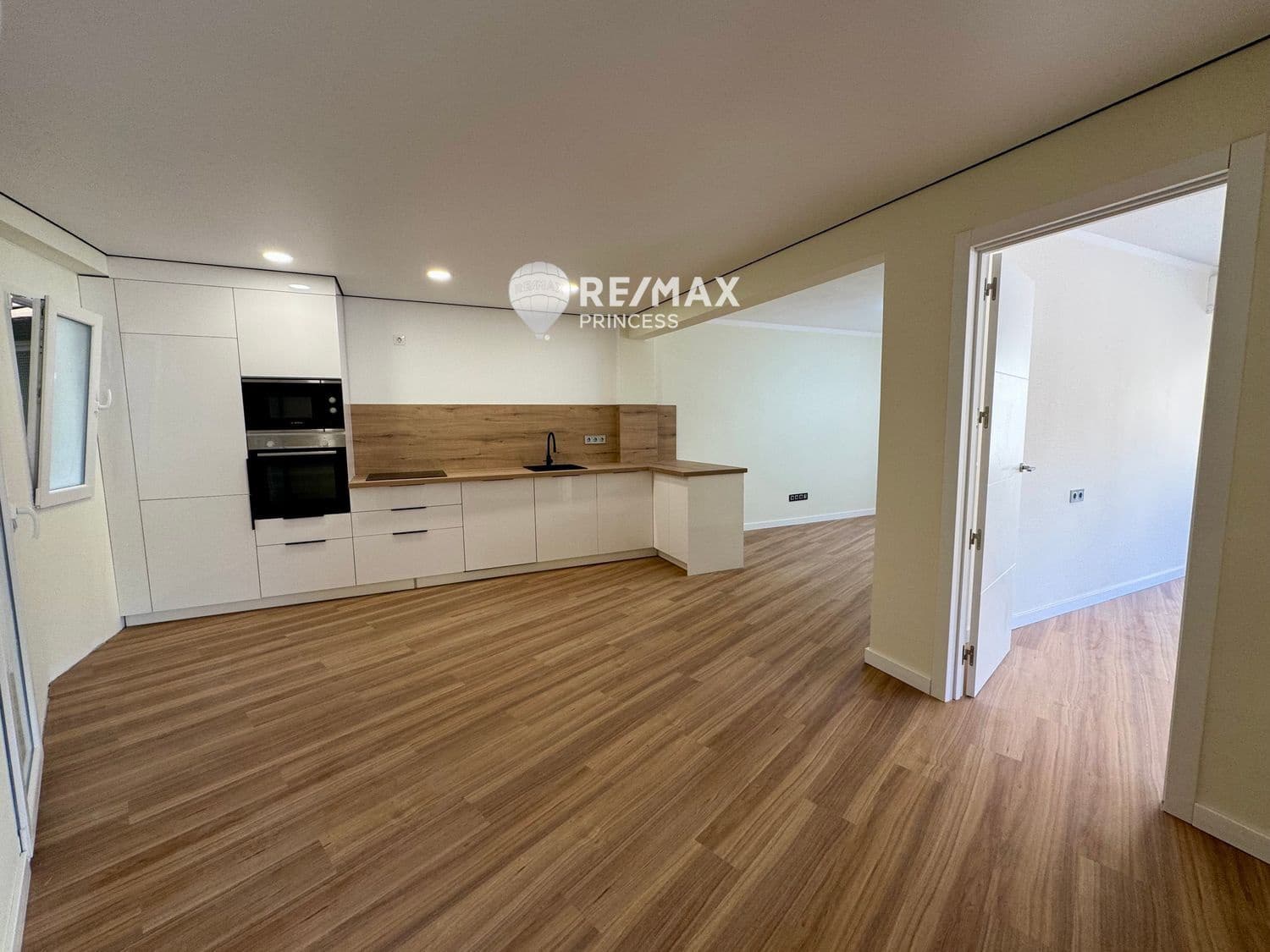 3 sypialnia Mieszkanie na sprzedaż w Miasto Alicante / Alacant - 260 000 € (Ref: 8967396)