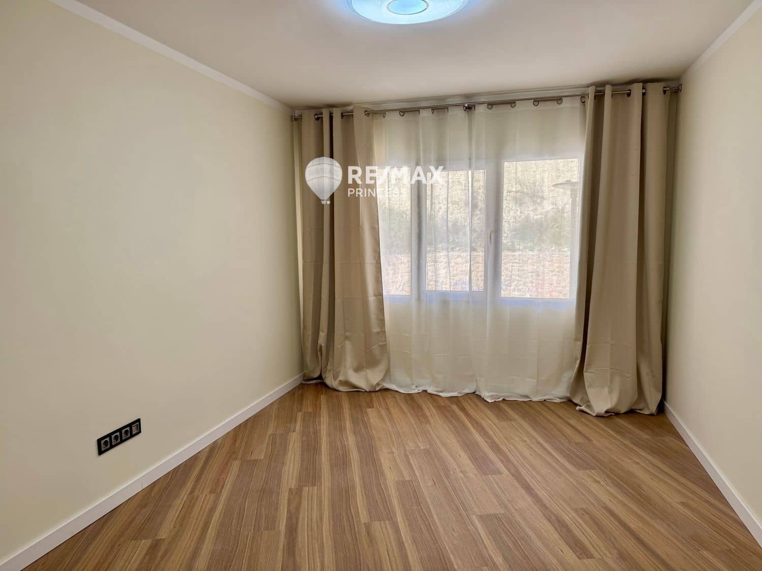 3 sypialnia Mieszkanie na sprzedaż w Miasto Alicante / Alacant - 260 000 € (Ref: 8967396)