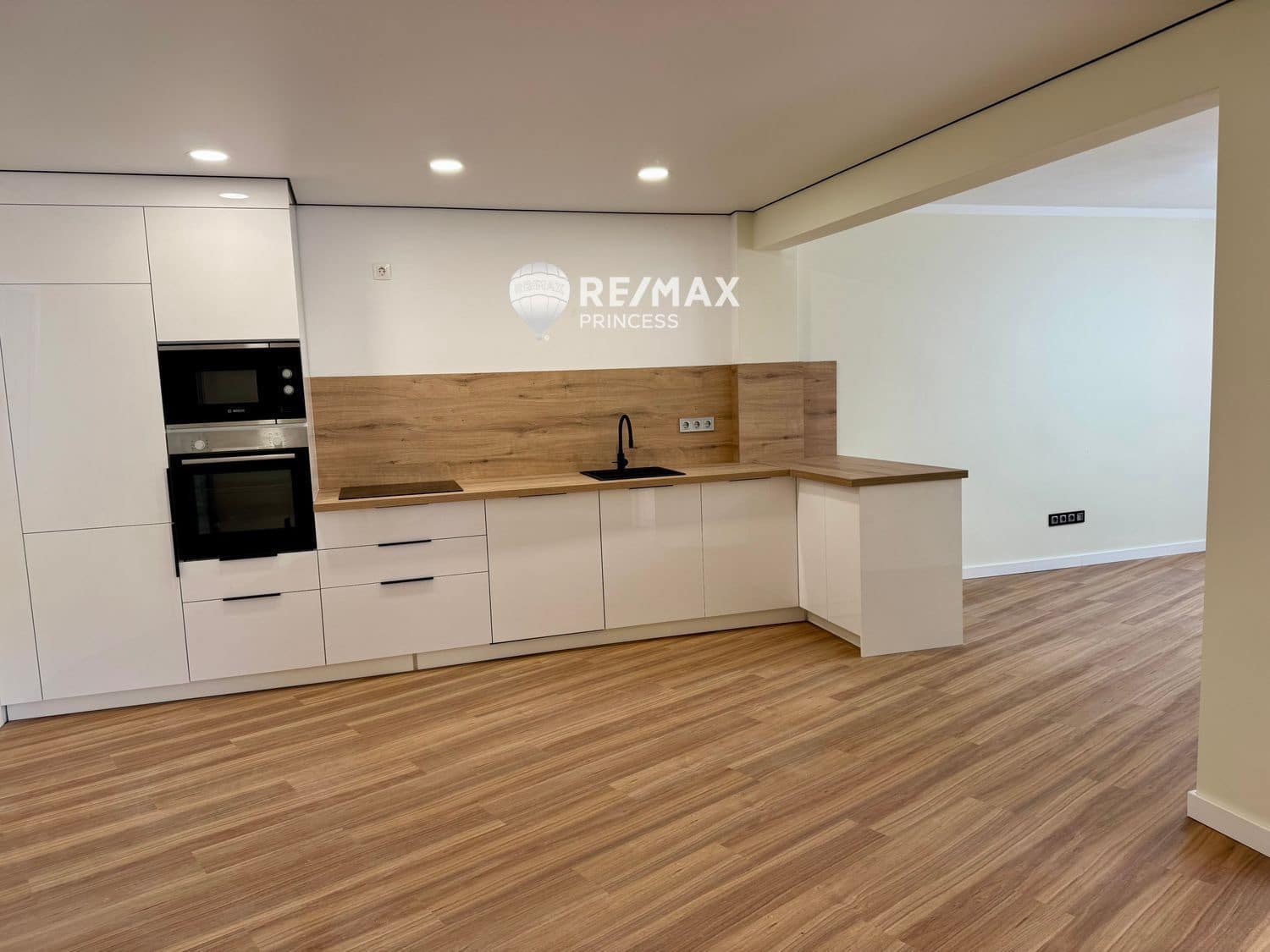 3 sypialnia Mieszkanie na sprzedaż w Miasto Alicante / Alacant - 260 000 € (Ref: 8967396)