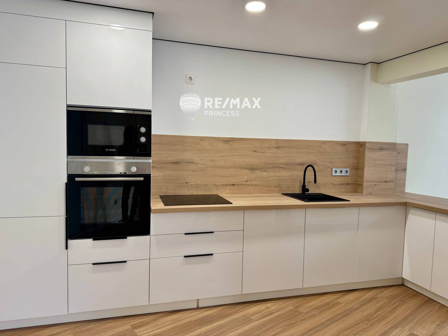 3 sypialnia Mieszkanie na sprzedaż w Miasto Alicante / Alacant - 260 000 € (Ref: 8967396)