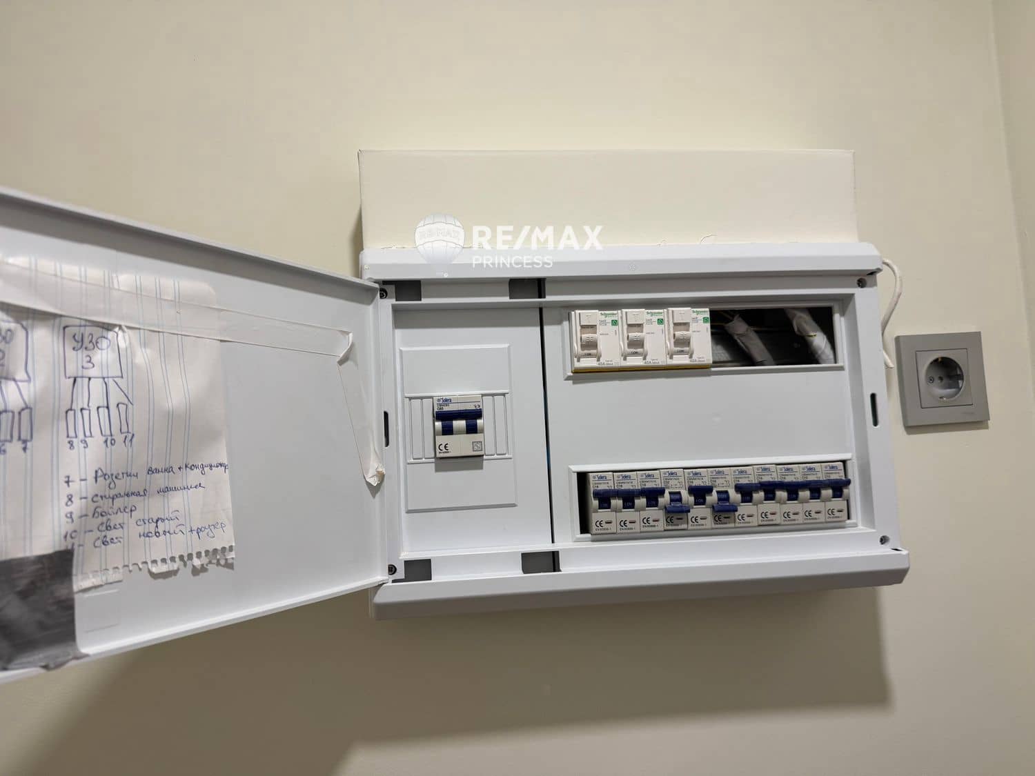 3 sypialnia Mieszkanie na sprzedaż w Miasto Alicante / Alacant - 260 000 € (Ref: 8967396)