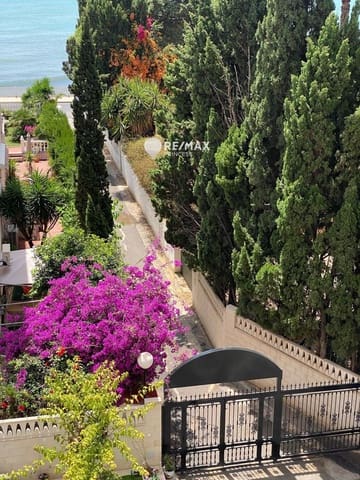 4 slaapkamer Flat te koop in Playa de Muchavista, El Campello met garage - € 319.000 (Ref: 8990152)