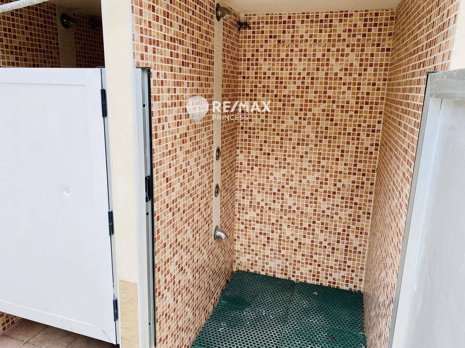 4 chambre Appartement à vendre à Playa de Muchavista avec garage - 319 000 € (Ref: 8990152)