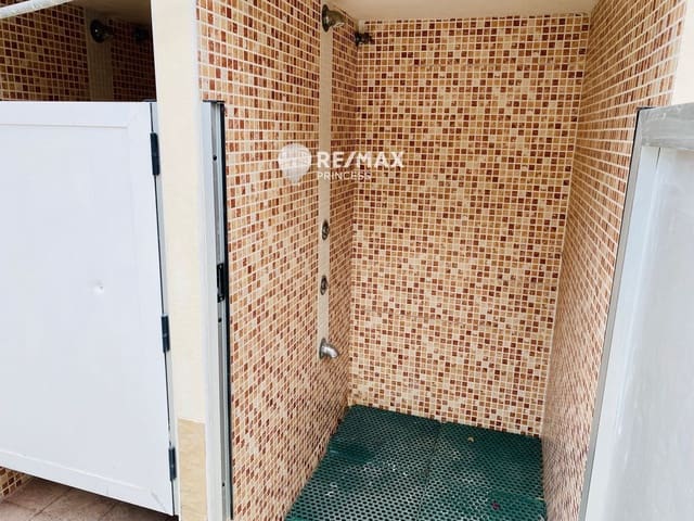 4 slaapkamer Flat te koop in Playa de Muchavista, El Campello met garage - € 319.000 (Ref: 8990152)